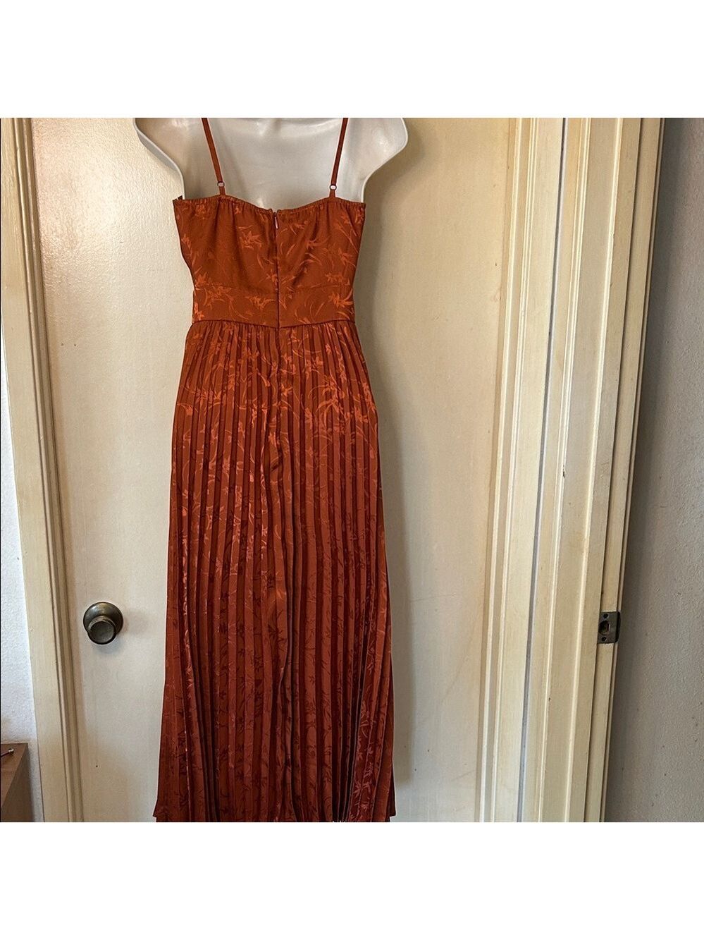 Lulu's Regal Rust Pleated Midi Dress size XS - Picture 7 of 13